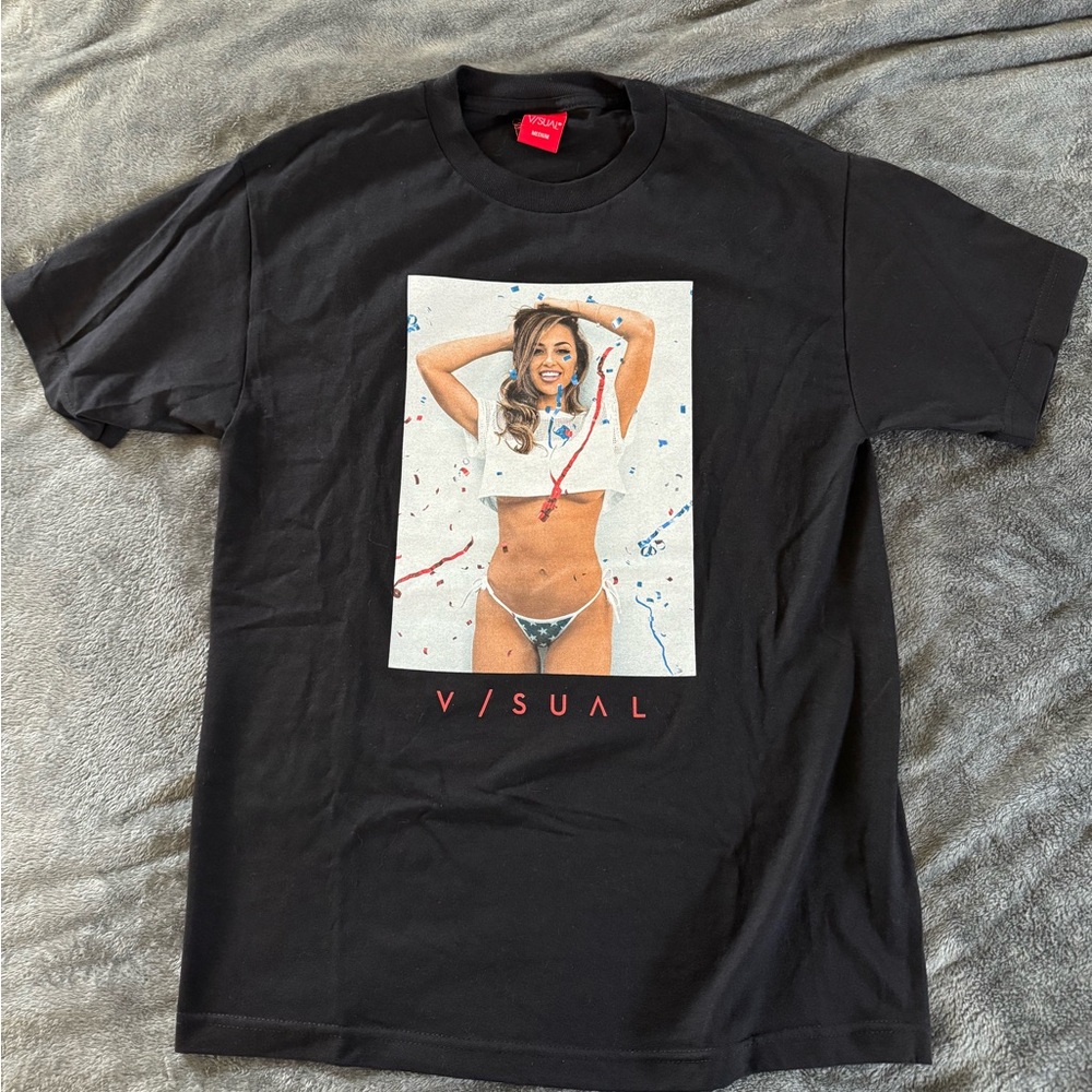 Men’s Visual Black T-Shirt Ana Cheri Size Medium
